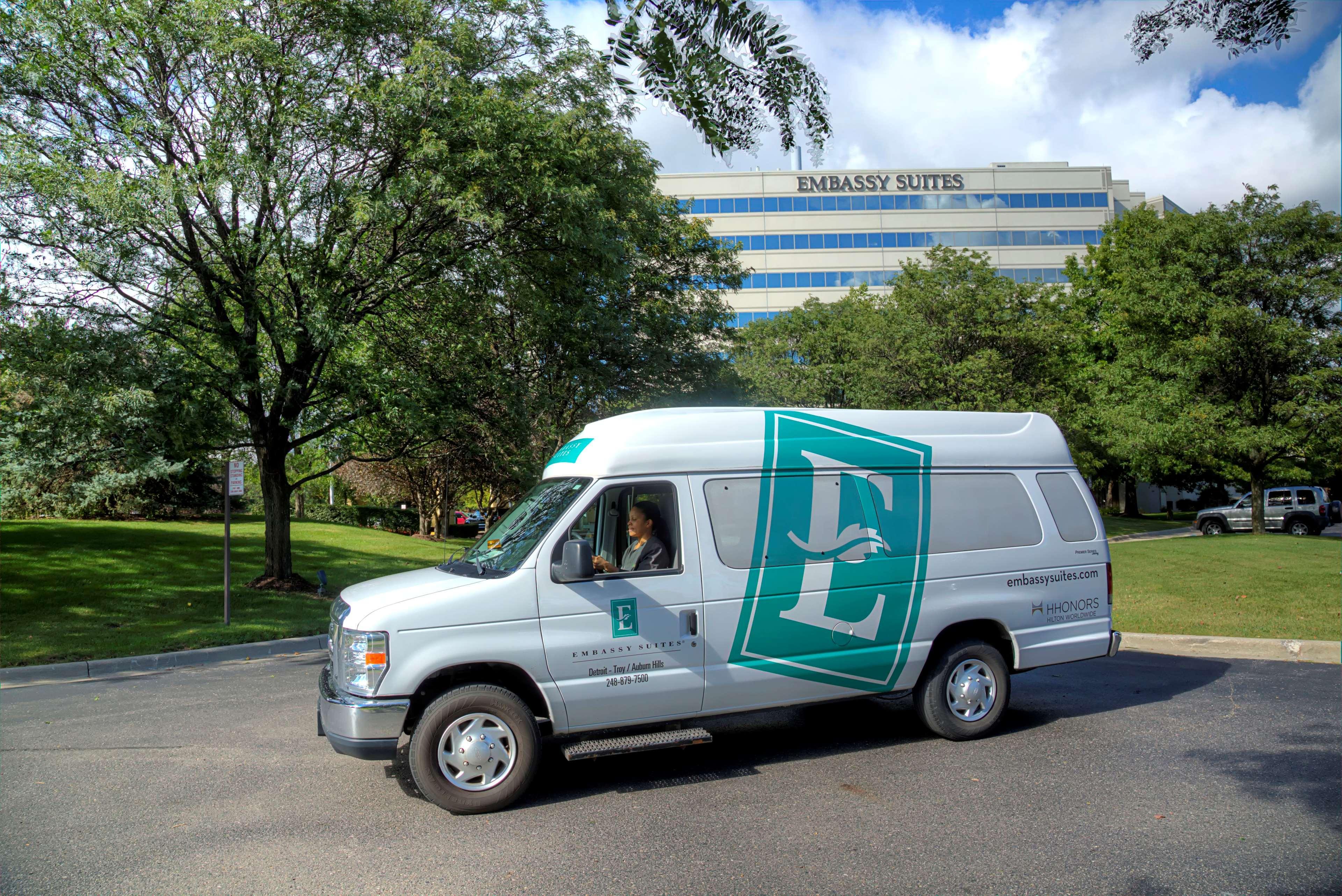 Embassy Suites By Hilton Detroit Troy Auburn Hills Eksteriør bilde