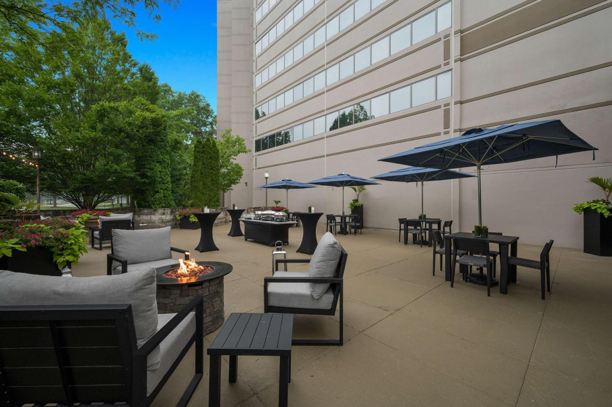 Embassy Suites By Hilton Detroit Troy Auburn Hills Eksteriør bilde