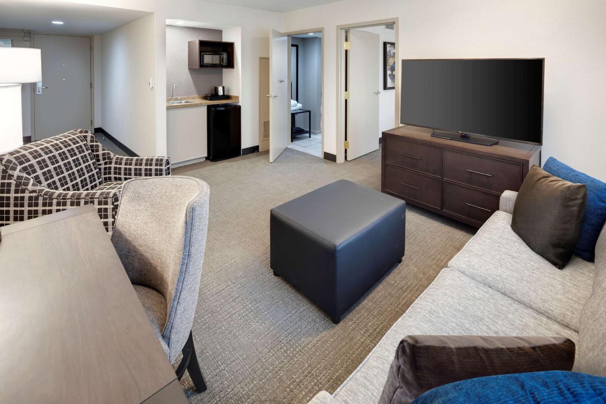 Embassy Suites By Hilton Detroit Troy Auburn Hills Eksteriør bilde