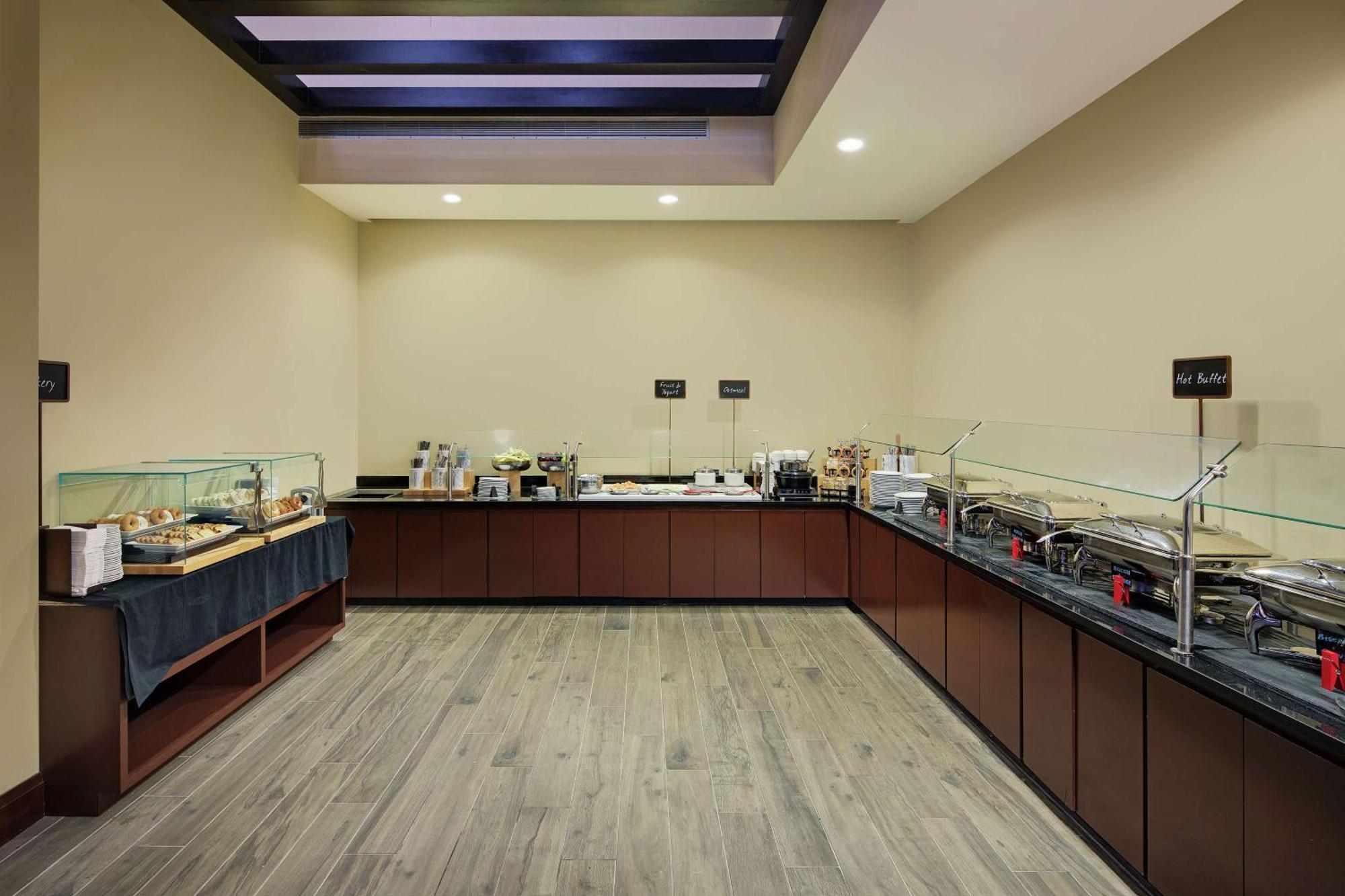 Embassy Suites By Hilton Detroit Troy Auburn Hills Eksteriør bilde